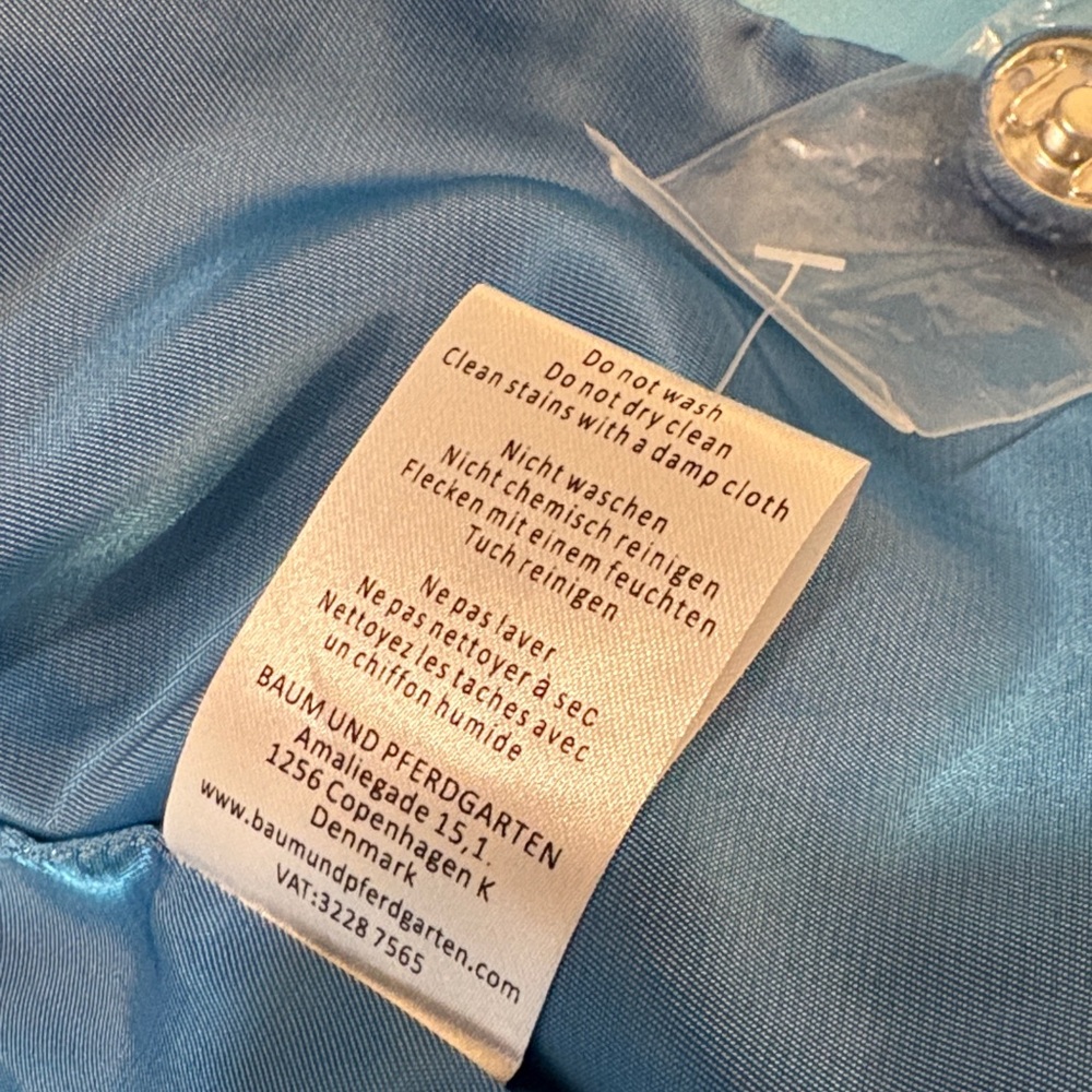 Elegant Turquoise Teddy and Leather Oversized Jacket - Picture 9 of 12